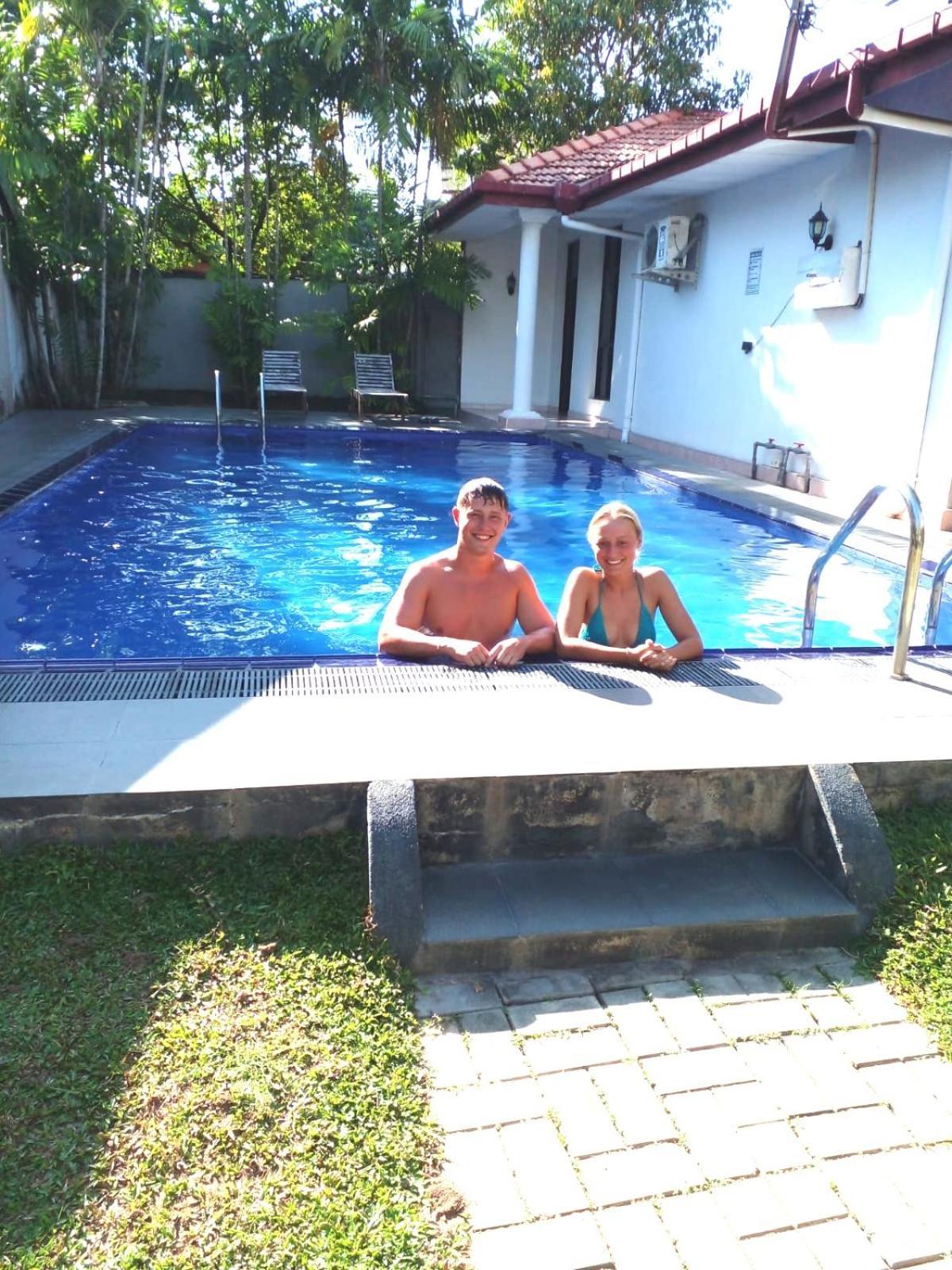 Blue Bell Hotel Negombo Dış mekan fotoğraf